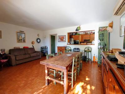 Maison jumelée - 92 m² - 3 pièces