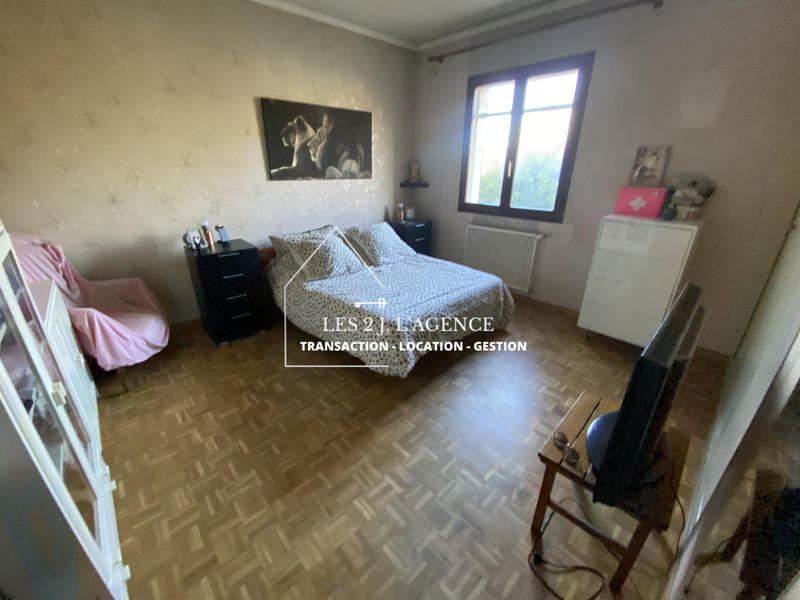 Maison - 93 m² - 4 pièces