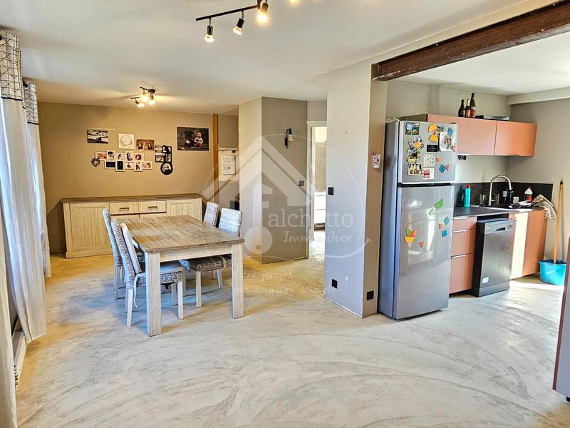 Maison - 120 m² - 4 pièces