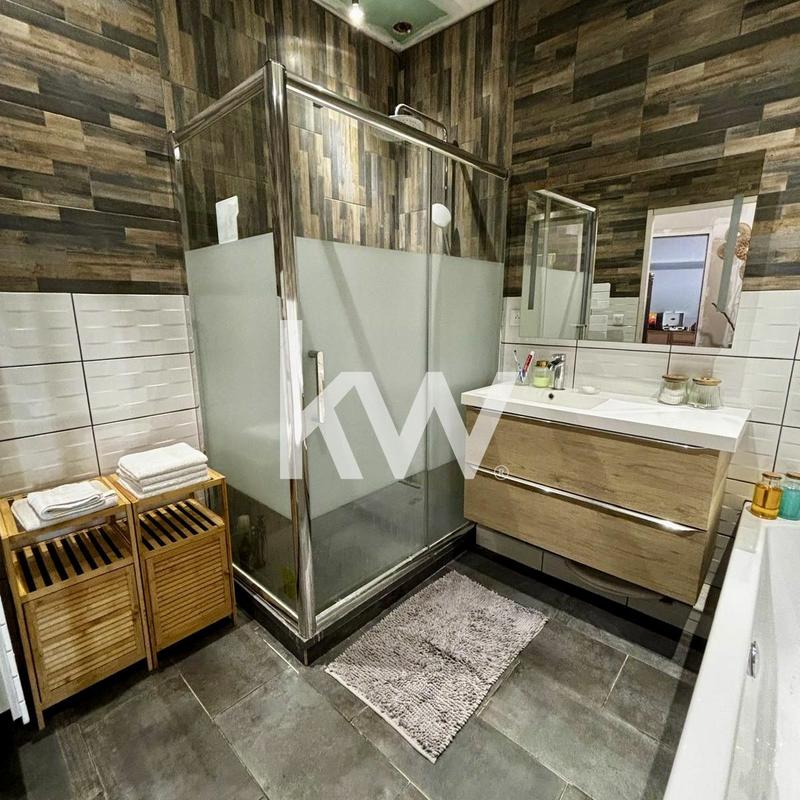 Maison - 147 m² - 5 pièces