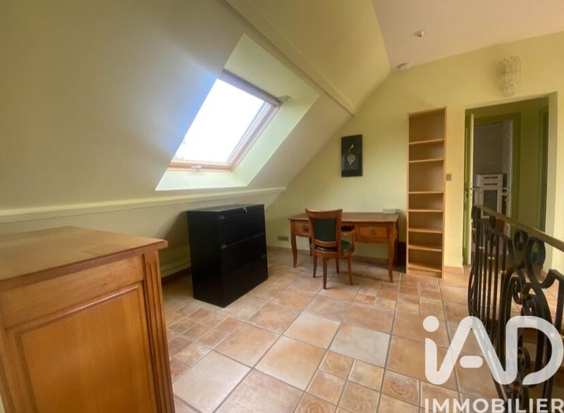 Maison - 137 m² - 6 pièces