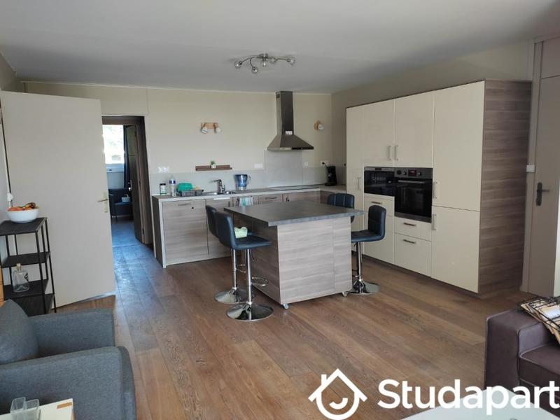 Chambre - 14 m² - 1 pièce