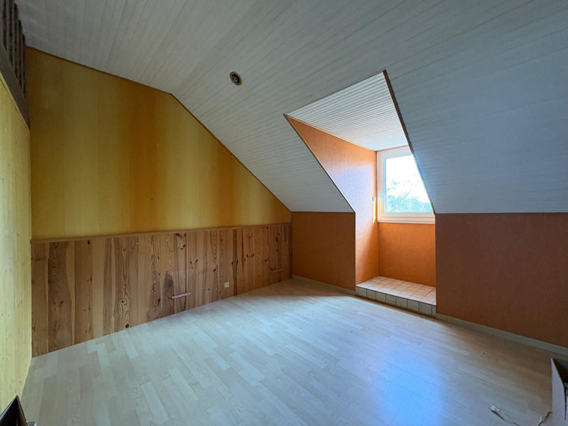 Maison - 230 m² - 8 pièces