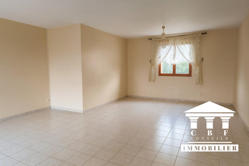 Maison - 178 m² - 9 pièces