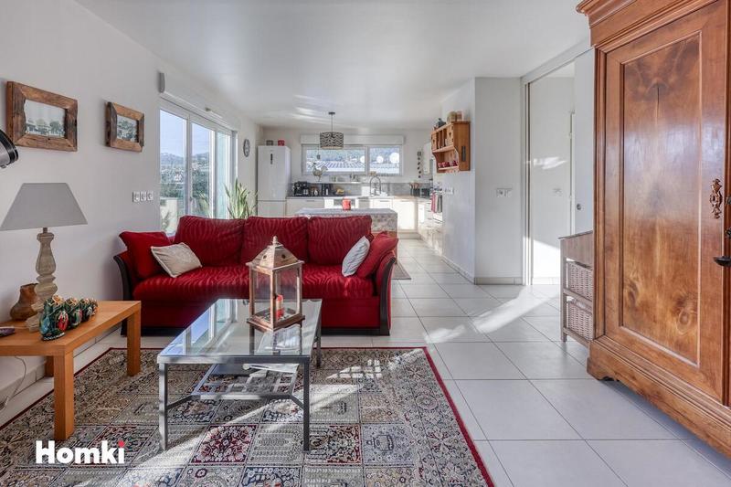 Appartement - 70 m² - 3 pièces