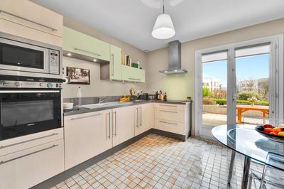 Maison - 245 m² - 7 pièces