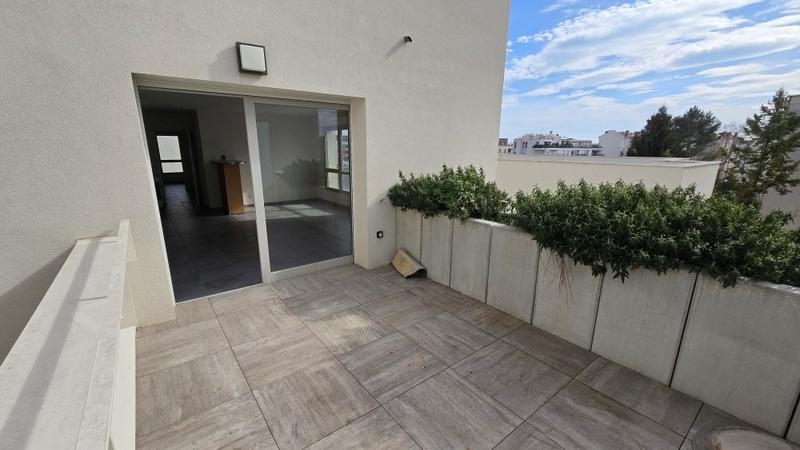 Appartement - 85 m² - 4 pièces