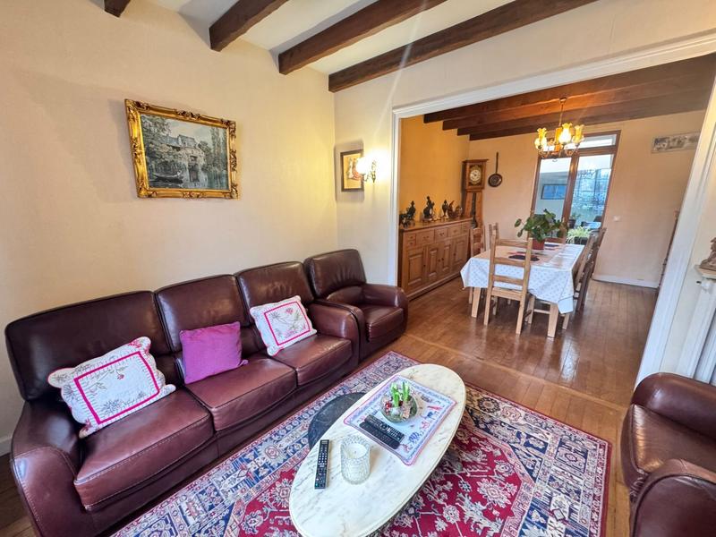 Maison - 162 m² - 7 pièces