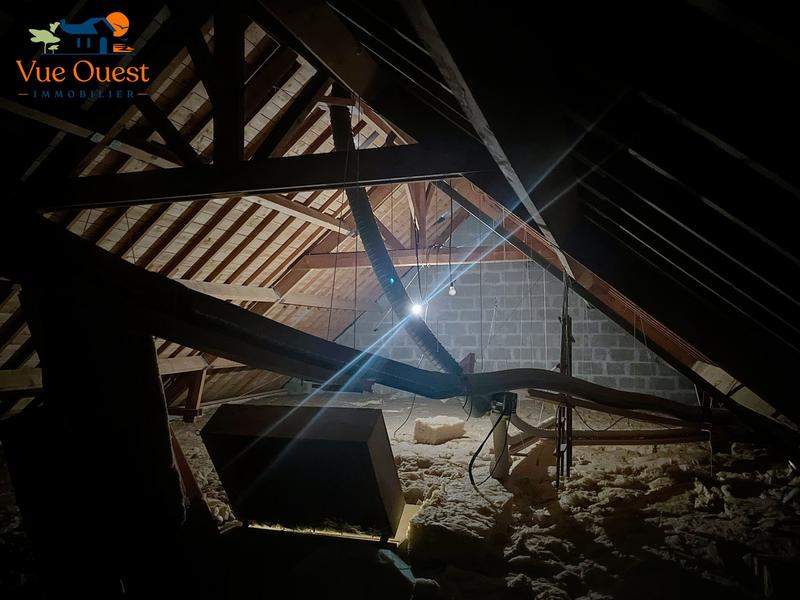 Maison - 104 m² - 5 pièces