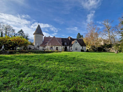 Château - 395 m² - 12 pièces