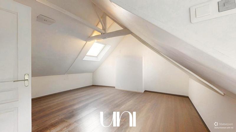 Maison - 184 m² - 7 pièces