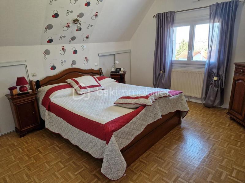 Maison de maîtres - 230 m² - 8 pièces