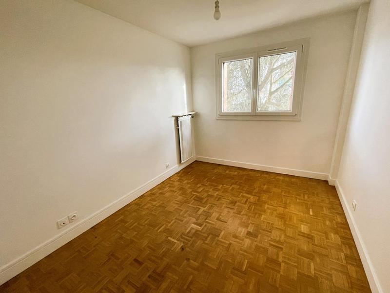 Appartement - 82 m² - 4 pièces