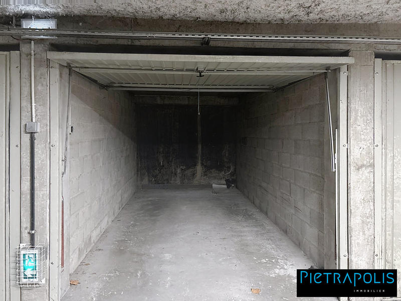 Appartement - 82 m² - 3 pièces