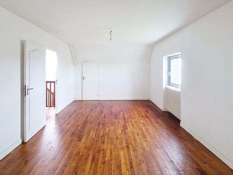 Maison - 150 m² - 7 pièces