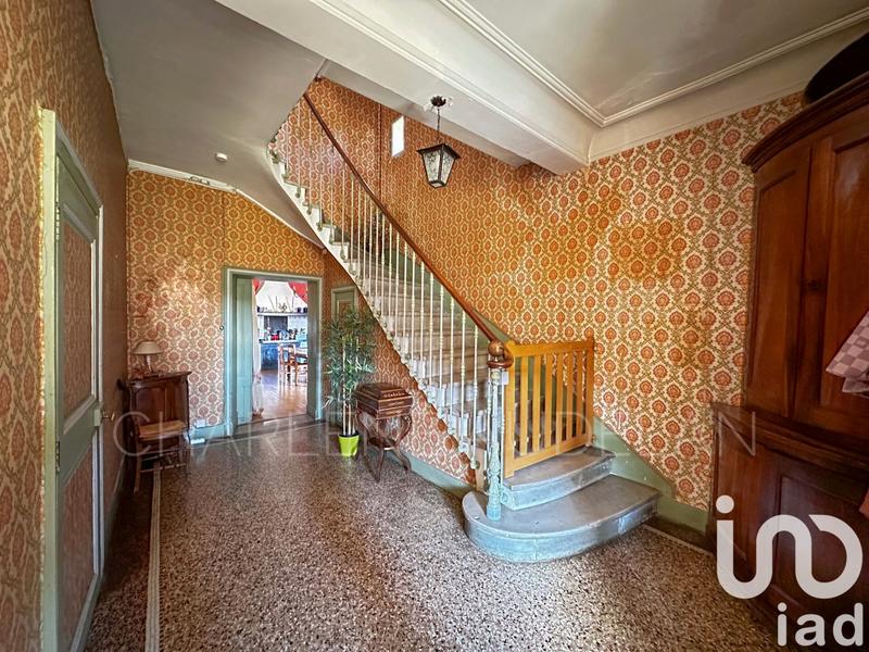 Maison - 264 m² - 11 pièces