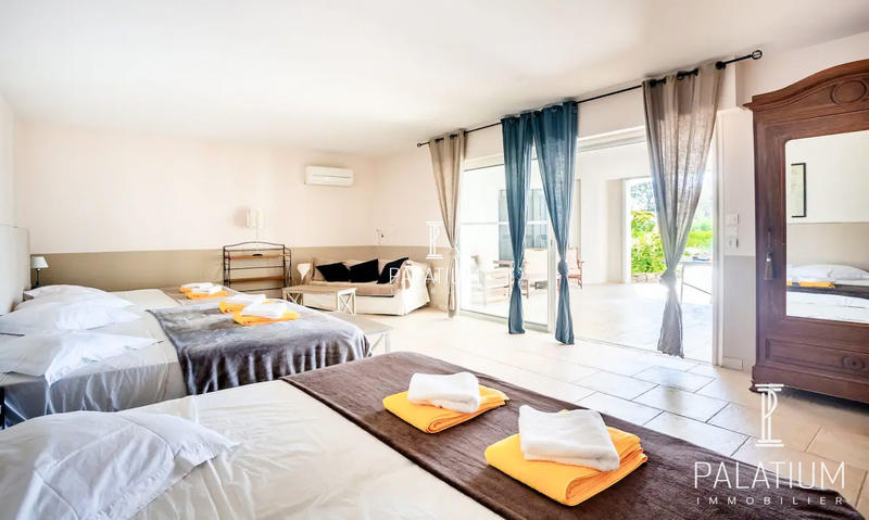 Villa - 500 m² - 14 pièces