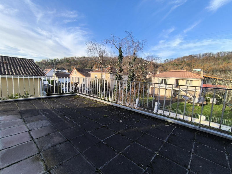 Maison - 144 m² - 5 pièces