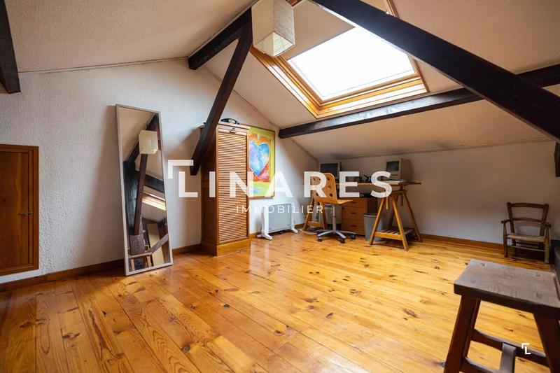 Appartement - 87 m² - 5 pièces