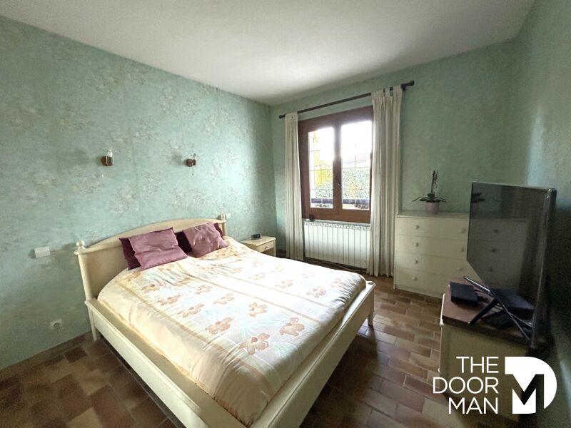 Villa - 150 m² - 5 pièces