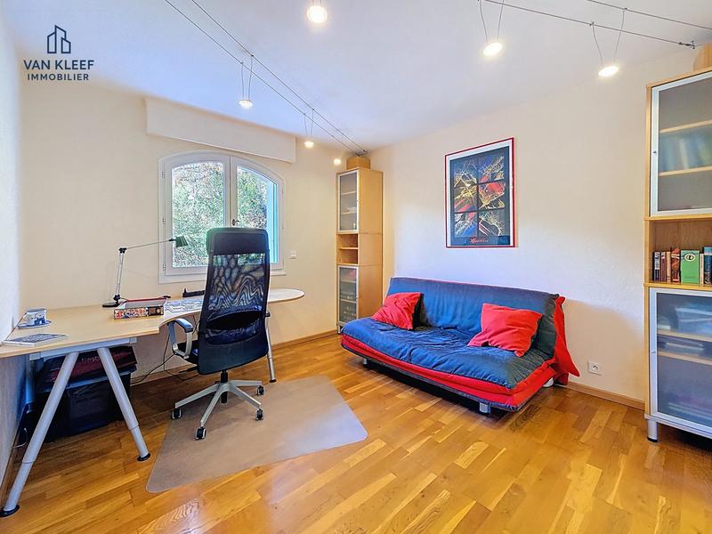 Villa - 180 m² - 7 pièces