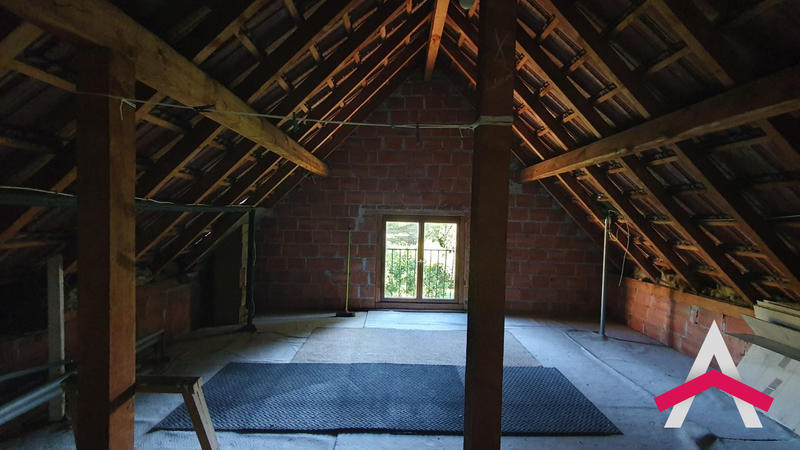 Maison - 196 m² - 7 pièces