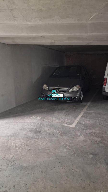 Parking / Garage - 16 m²