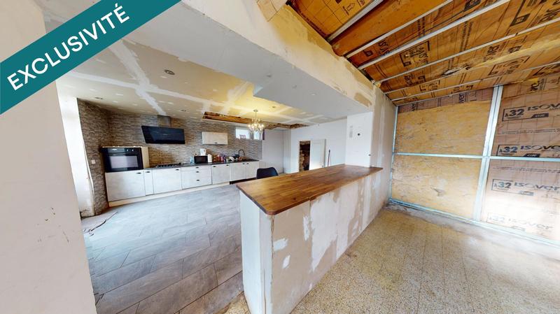 Maison - 180 m² - 8 pièces