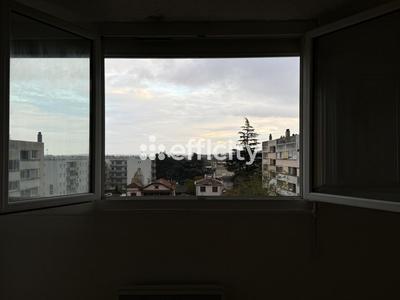 Appartement - 61 m² - 4 pièces