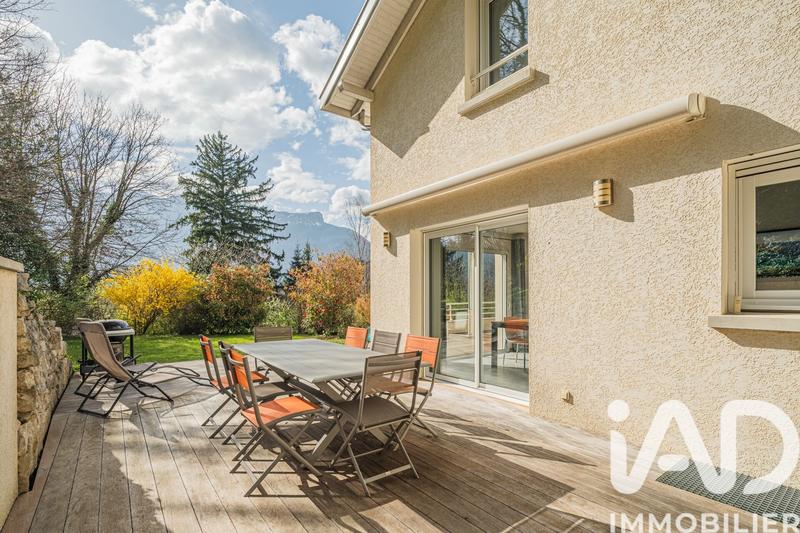 Maison - 136 m² - 6 pièces