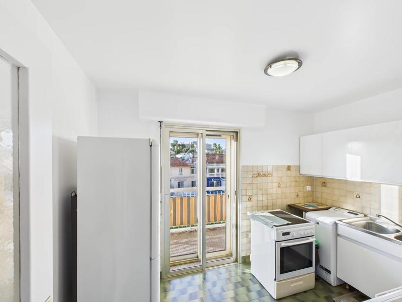 Appartement - 65 m² - 2 pièces