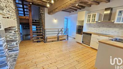 Maison - 93 m² - 4 pièces