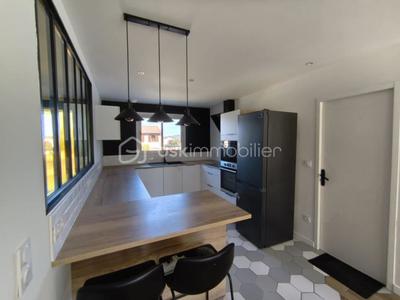 Pavillon - 90 m² - 4 pièces