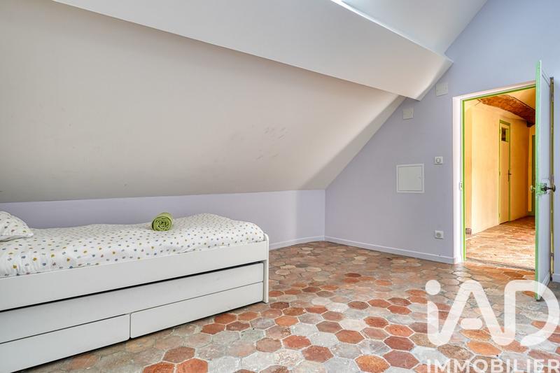 Maison - 187 m² - 7 pièces