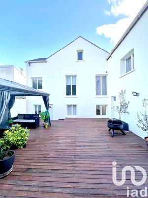 Maison - 144 m² - 7 pièces