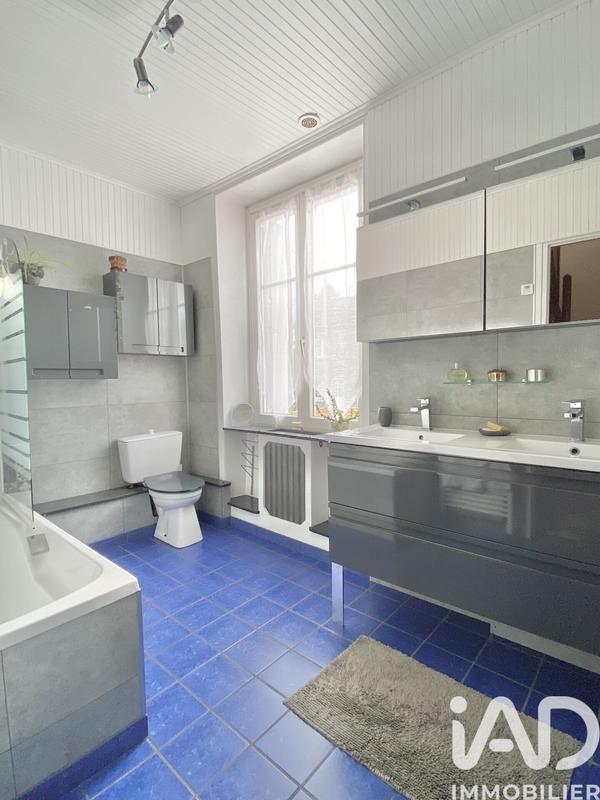 Maison - 142 m² - 7 pièces