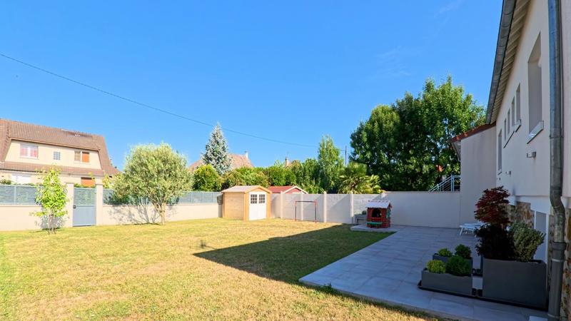 Maison - 191 m² - 6 pièces