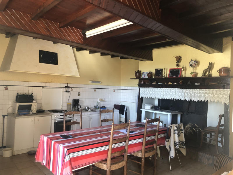 Maison - 198 m² - 7 pièces