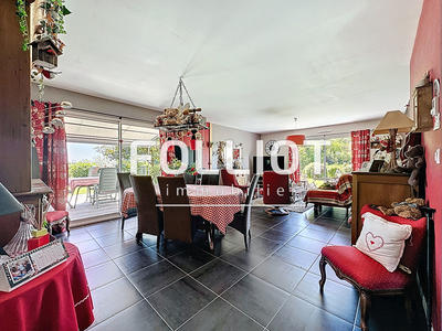 Maison - 113 m² - 5 pièces