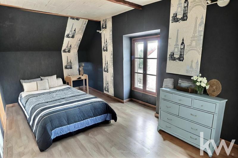 Maison - 80 m² - 5 pièces