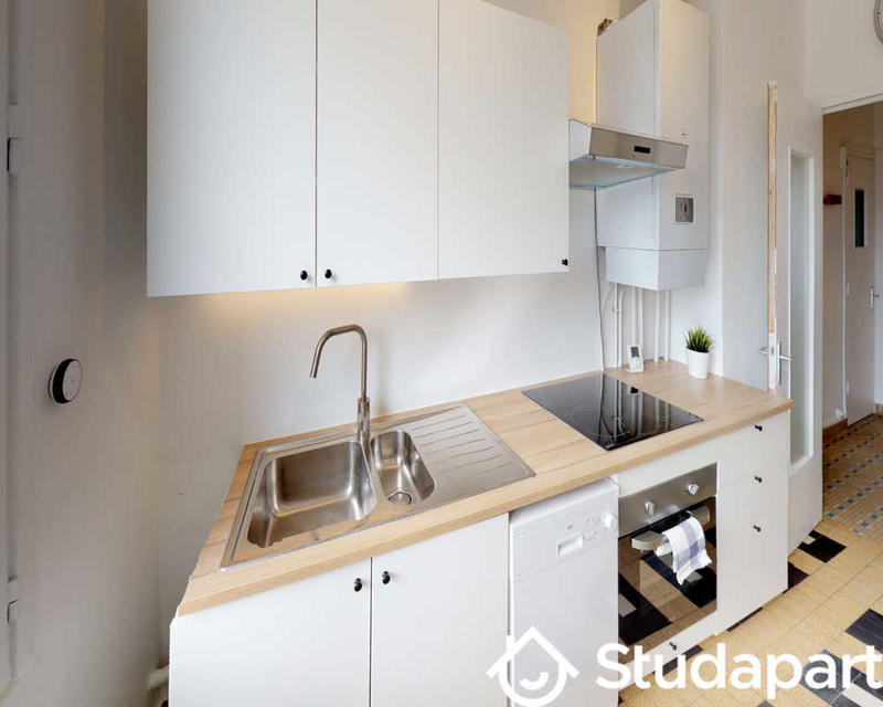 Chambre - 70 m² - 1 pièce