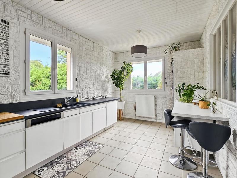 Appartement - 139 m² - 4 pièces