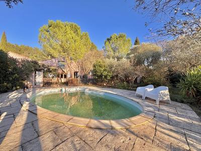 Maison - 190 m² - 6 pièces