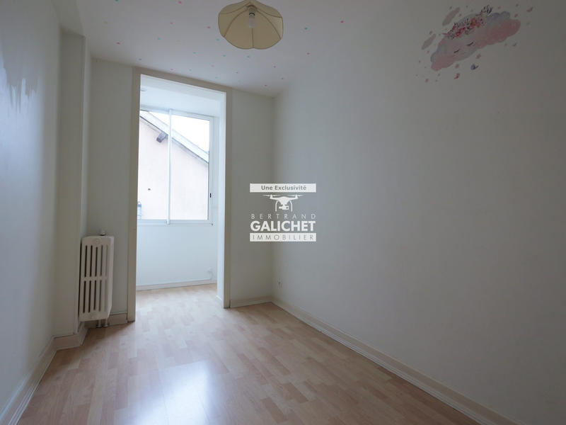 Appartement - 81 m² - 4 pièces