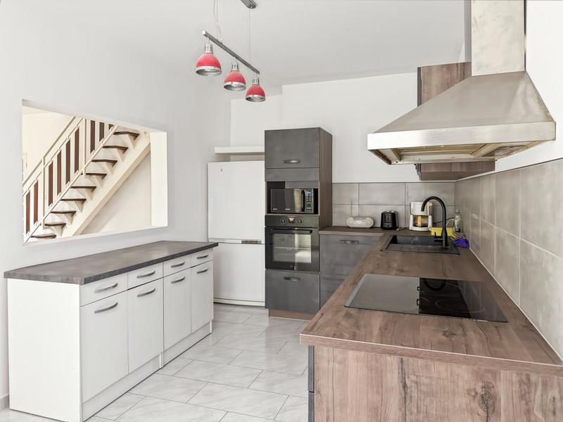 Maison - 167 m² - 7 pièces