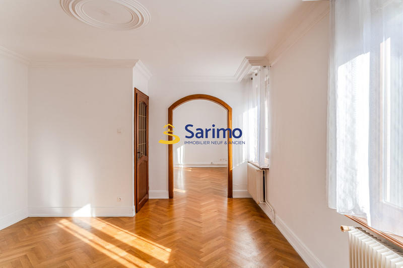 Appartement - 142 m² - 4 pièces