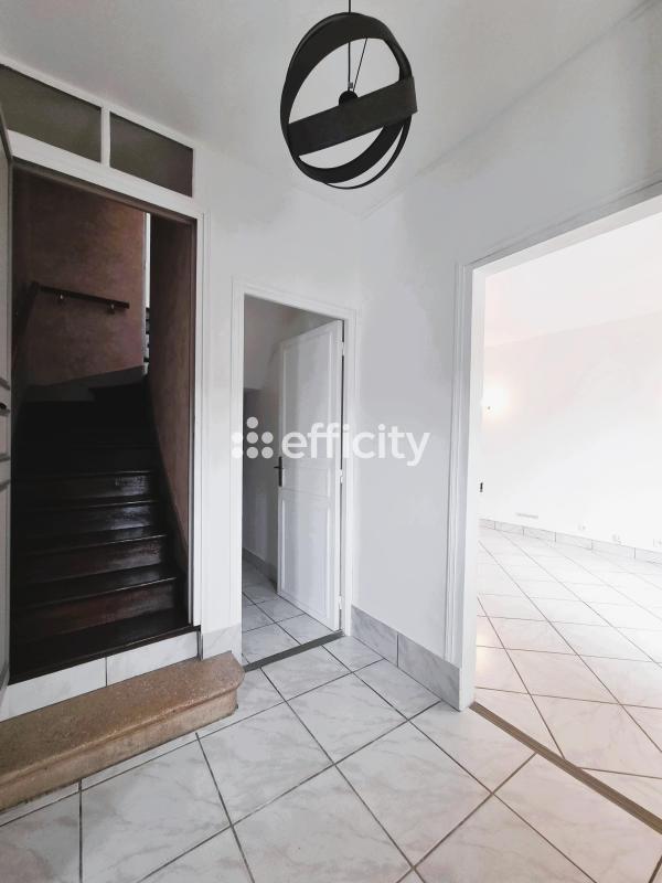 Maison - 136 m² - 5 pièces