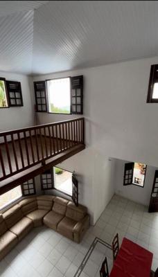 Maison - 200 m² - 5 pièces