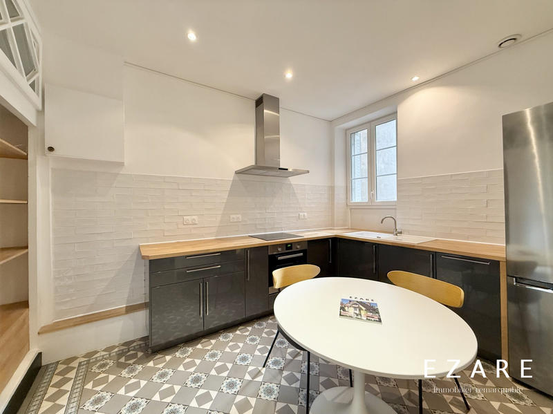 Appartement - 81 m² - 3 pièces