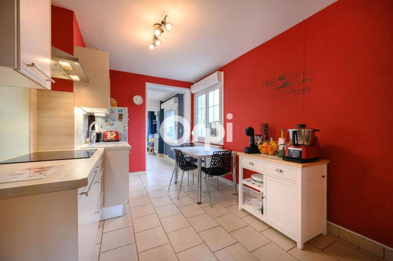 Maison - 104 m² - 5 pièces